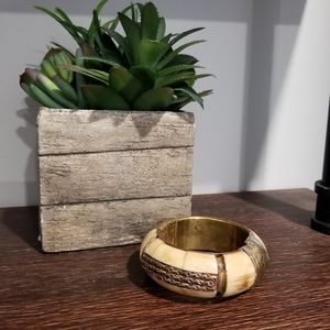 💎VINTAGE HANDCRAFTED BANGLE